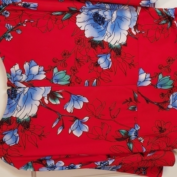 GILI Floral Print Maxi Dress - Picture 8 of 11